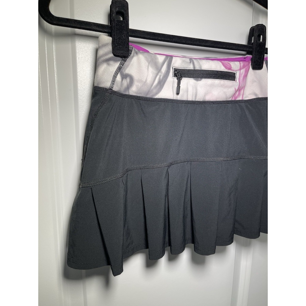 RARE Lululemon Speed Skirt Unicorn Tears Black Size 2 with Lining Shorts - Picture 6 of 8